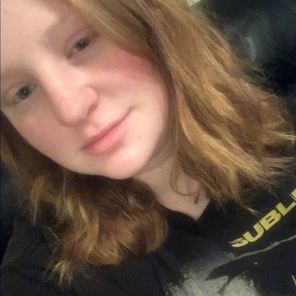 Meet your Posher, Leigha